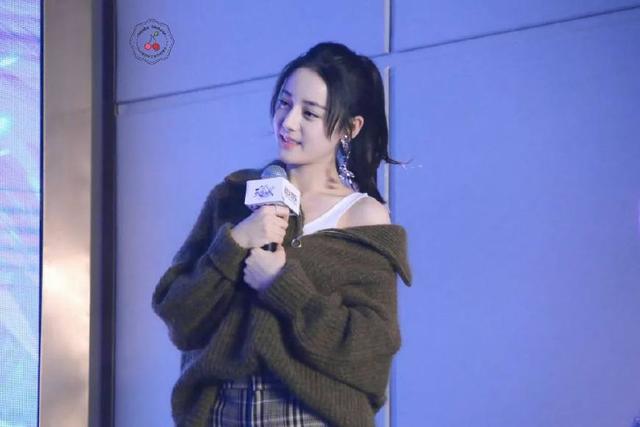 杨幂回应热巴单飞是真的吗,杨幂回应热巴单飞视频