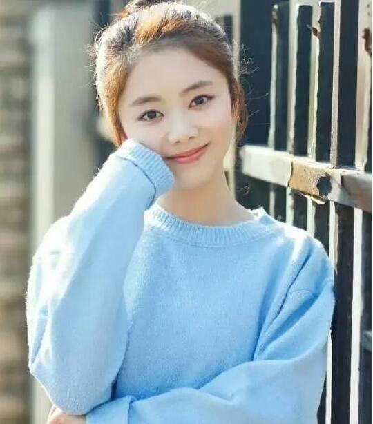 赵丽颖和林依晨是不是长得有点像,赵丽颖林依晨短发