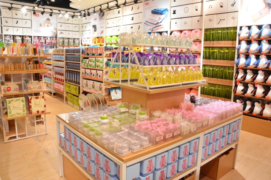 精品店加盟好项目有哪些,加盟精品店哪家好需要多少钱