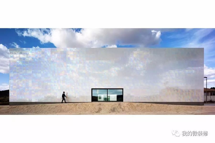 木地板？不，给我来全套瓷砖