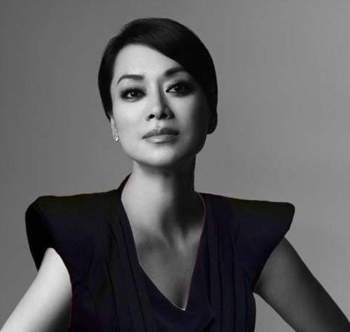 黄家驹谭咏麟经典歌曲,黄家驹28首最经典歌曲灰色轨迹