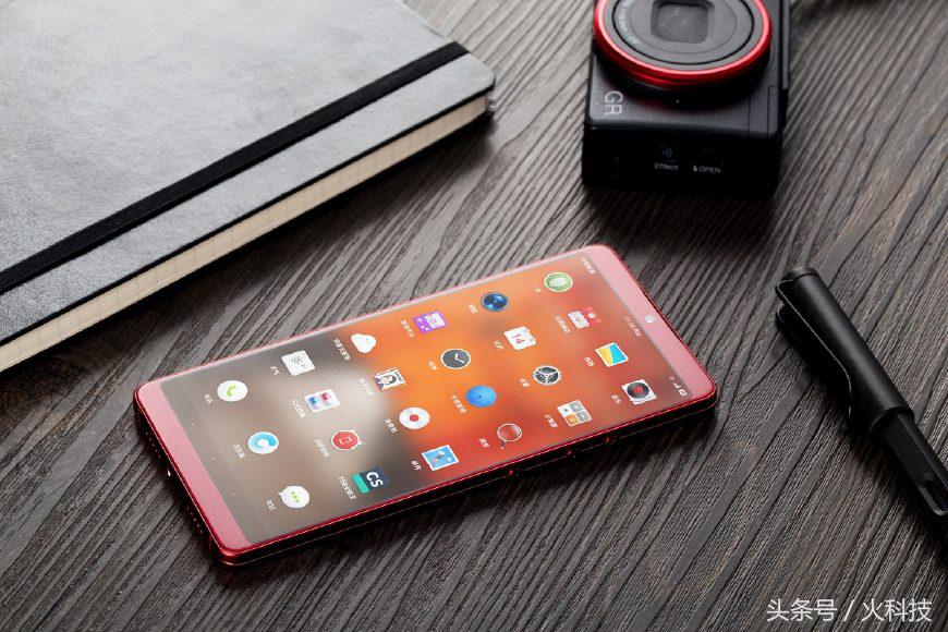 全面屏手机要不要贴膜,手机贴膜全面屏和非全面屏的区别