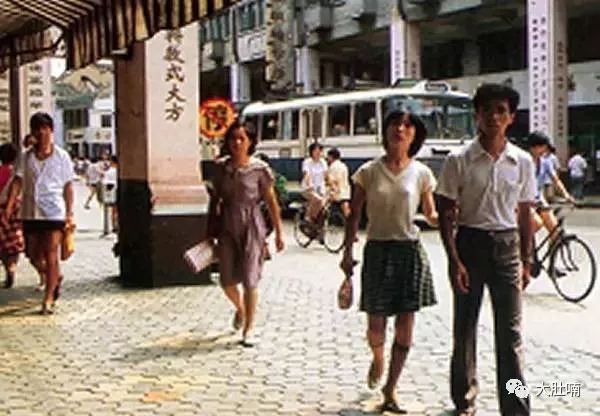 有多少男人被*裤内**套路了？这种丝滑材质的*裤内**可以让男人性无能！