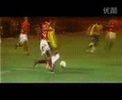 罗纳尔多的钟摆过人,外星人罗纳尔多钟摆过人