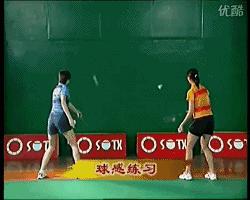 经常打到框是握拍问题吗,总是打到球拍顶部