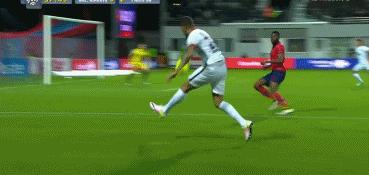 斯特林足球排名,现役足坛十大左边锋