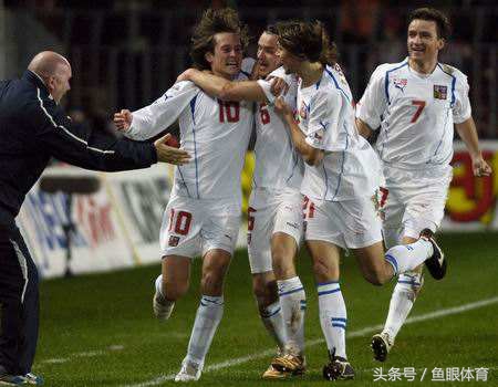 再见足球巨星集锦,再见2017足球十大瞬间