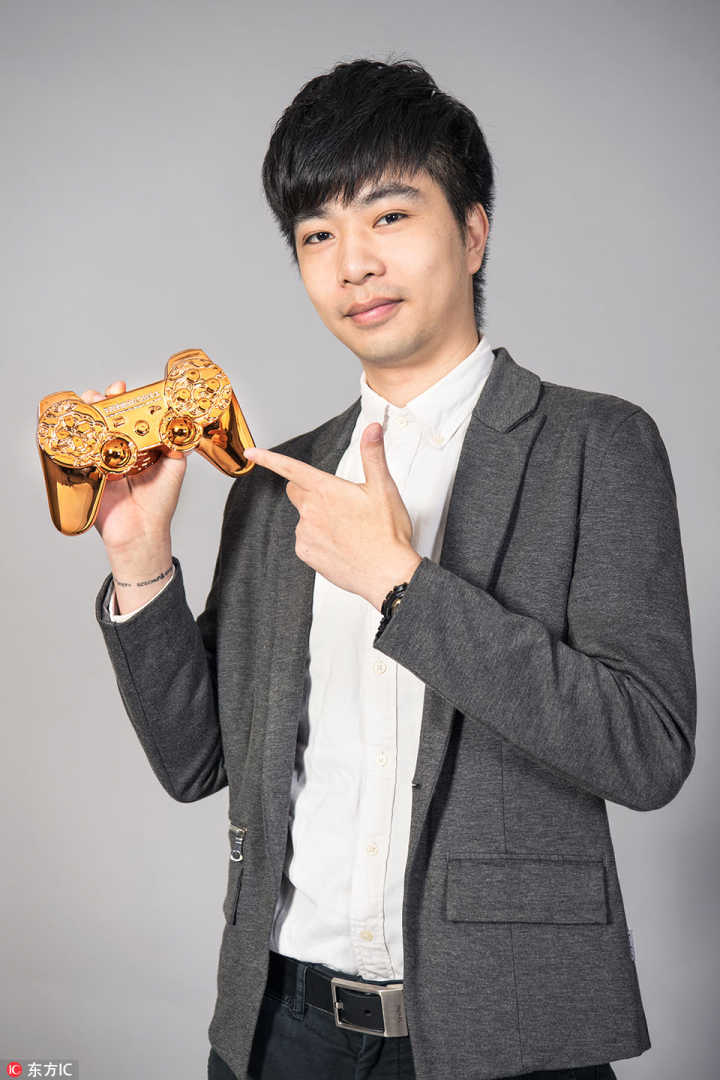 鹰击长空最美图片,鹰击长空奖杯