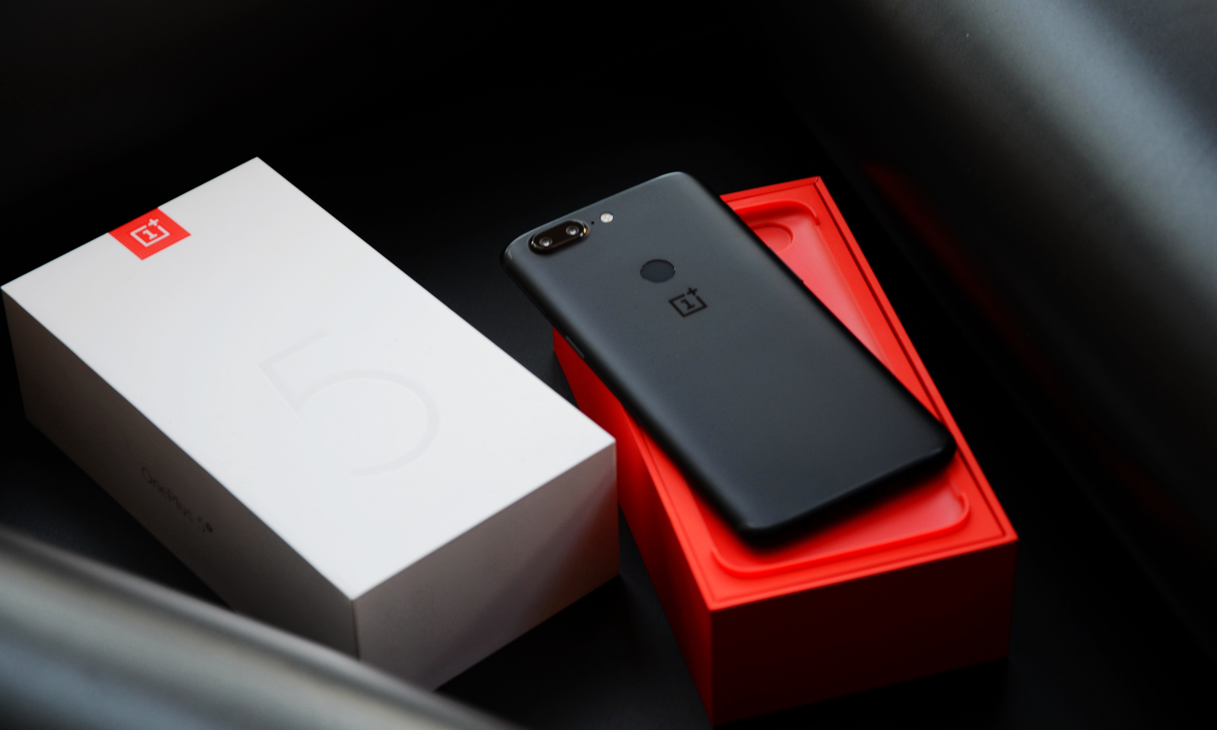 一加新旗舰手机一加5t上手体验,一加5t手机最新曝光