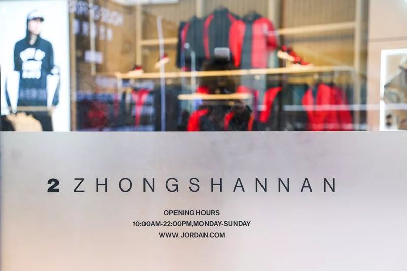 jordan旗舰店展示馆里的鞋,全国最顶级jordan店