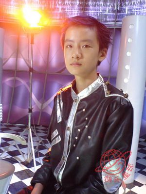 快乐星球丁凯乐莲蓉包,丁凯乐扮演者长大撞脸杨洋