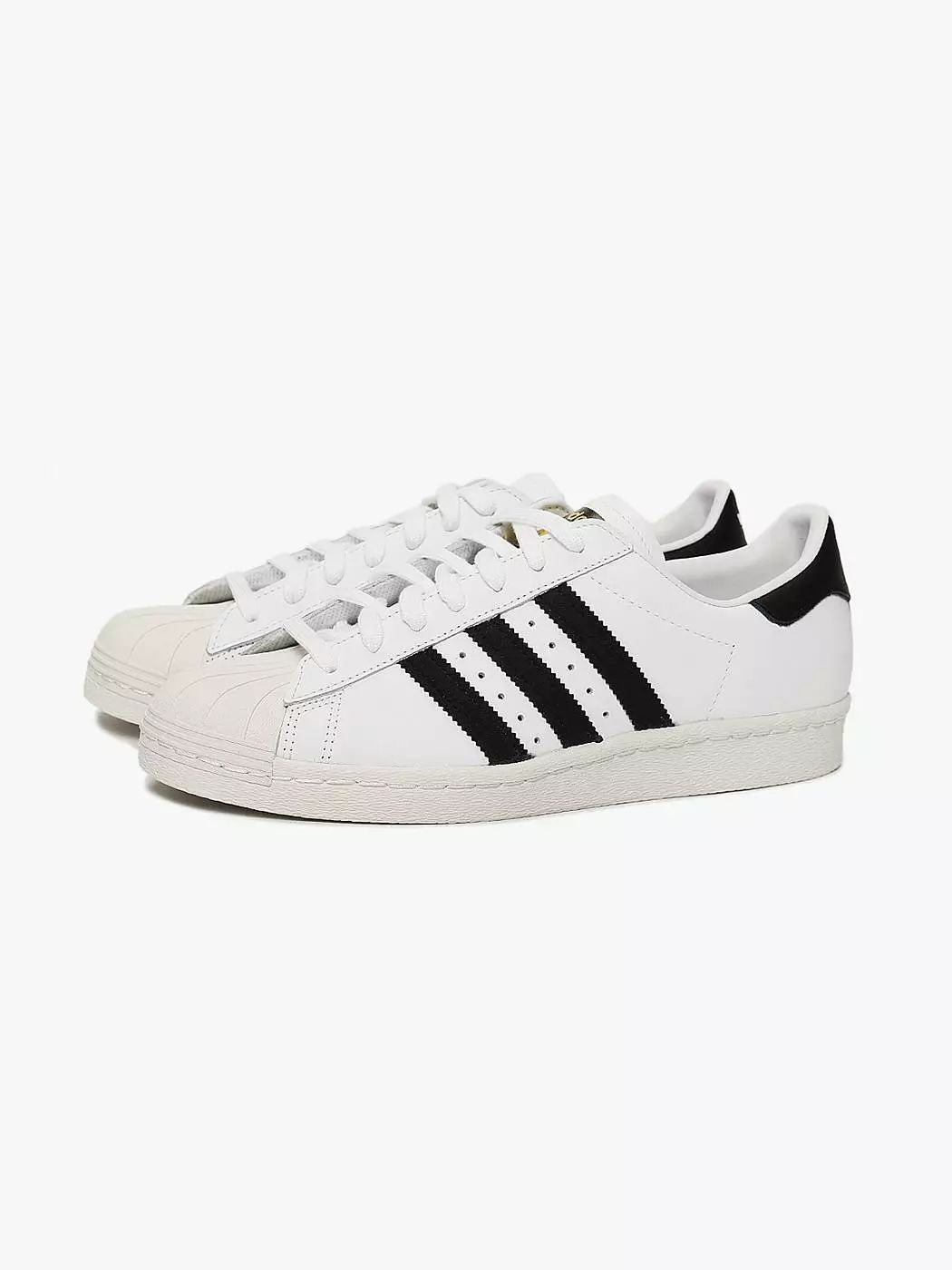 明星新上脚的鞋是什么鞋,明星上脚的鞋子叫什么