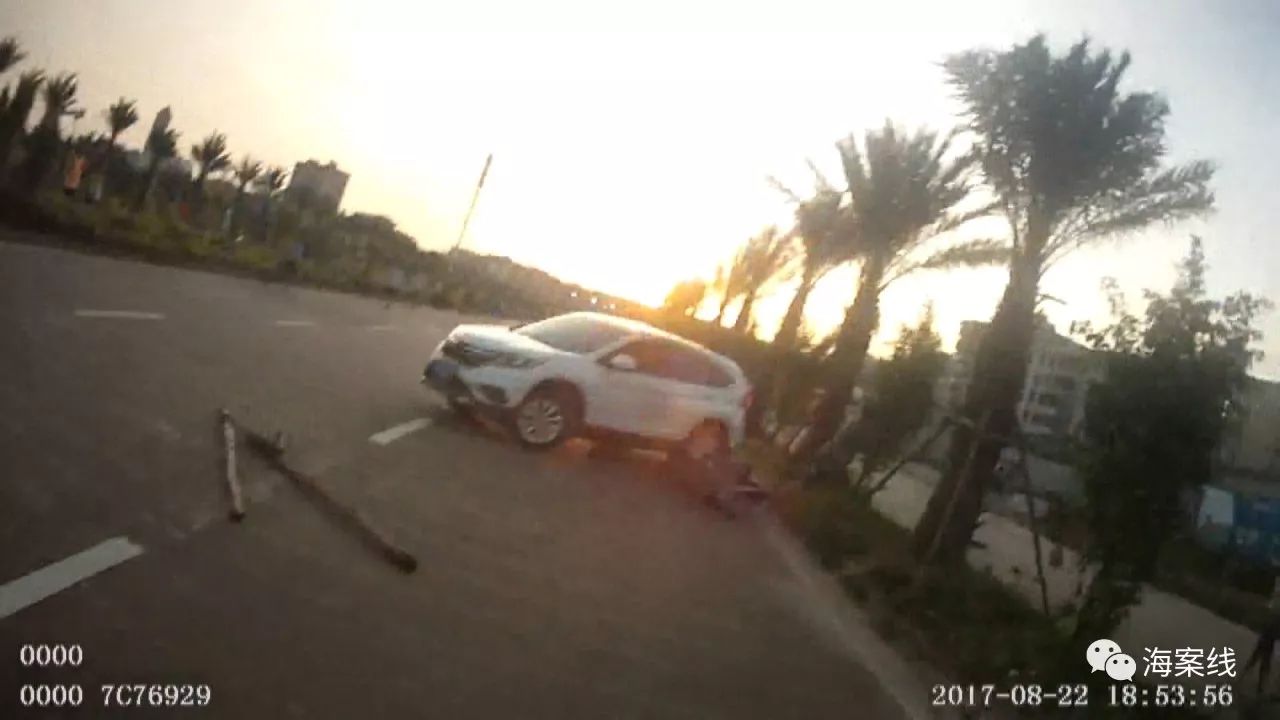 一男子抢夺商店香烟被抓,男子抢夺香烟被抓后续