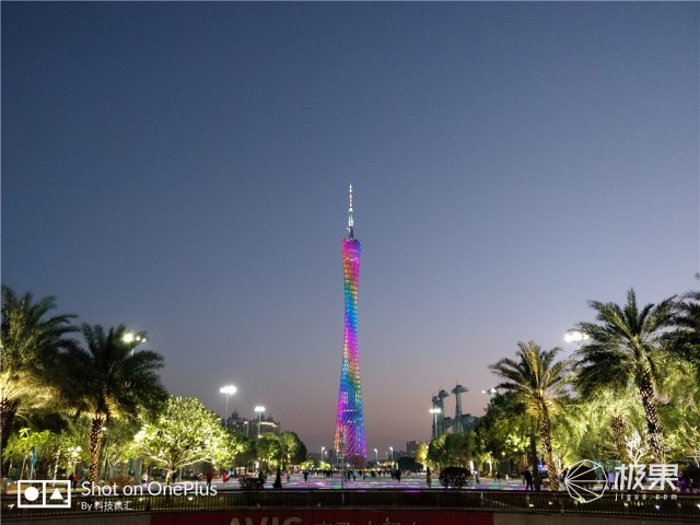 资深极客上手一加5T，顺便给你聊聊它的前世今生