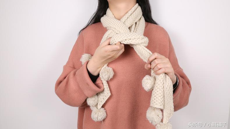 围巾系法女生必看,围巾系法简单易学你学会了吗