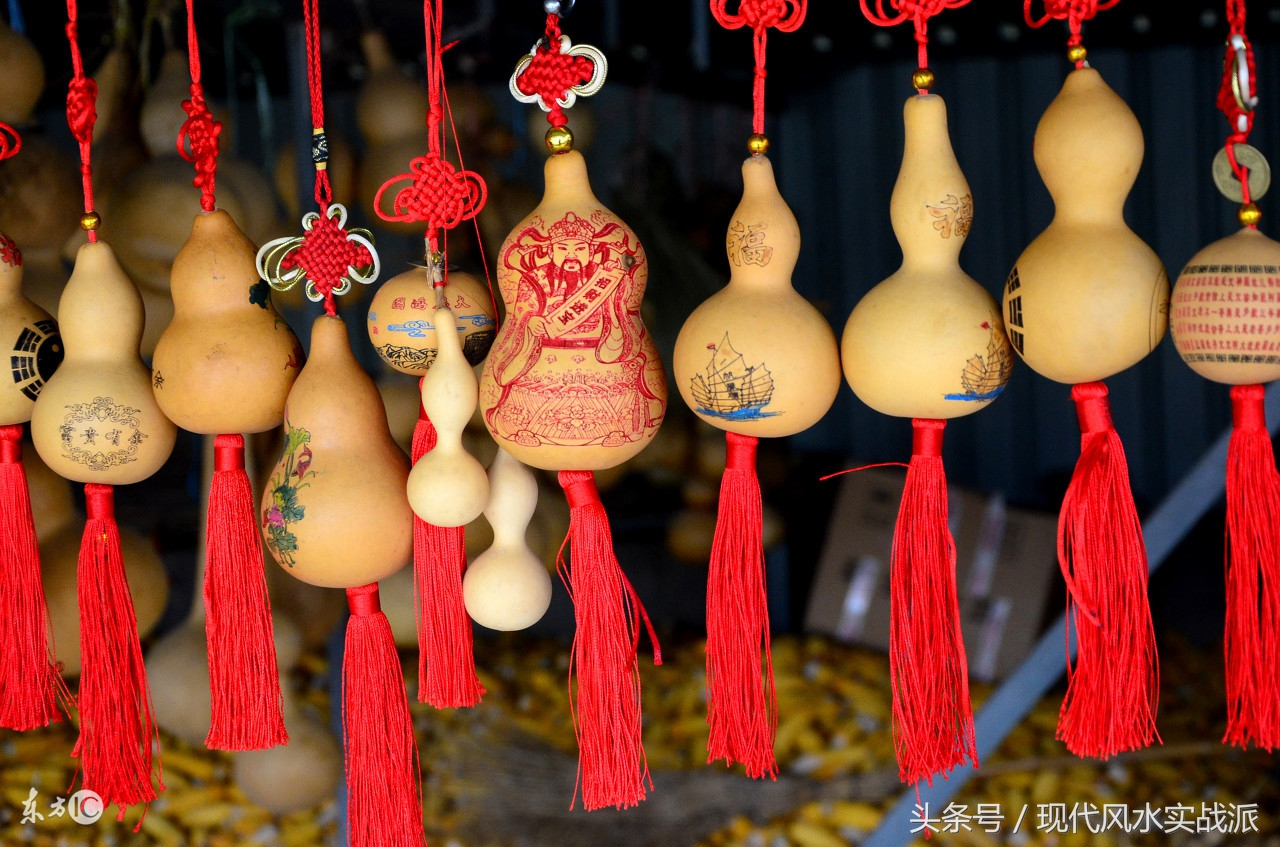 父母和孩子属相对冲如何化解,一家人属相互冲不见面可以化解吗