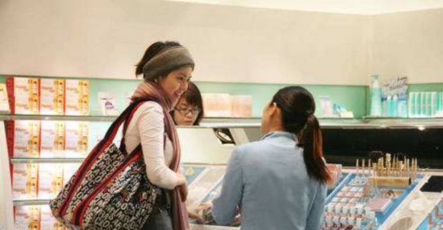 女人买化妆品说说,女人买化妆品经典语录