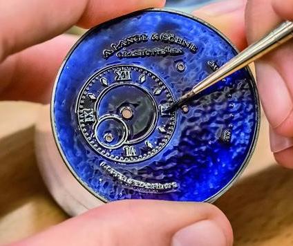 手表的珐琅是什么样的图片,手表的珐琅工艺流程是什么