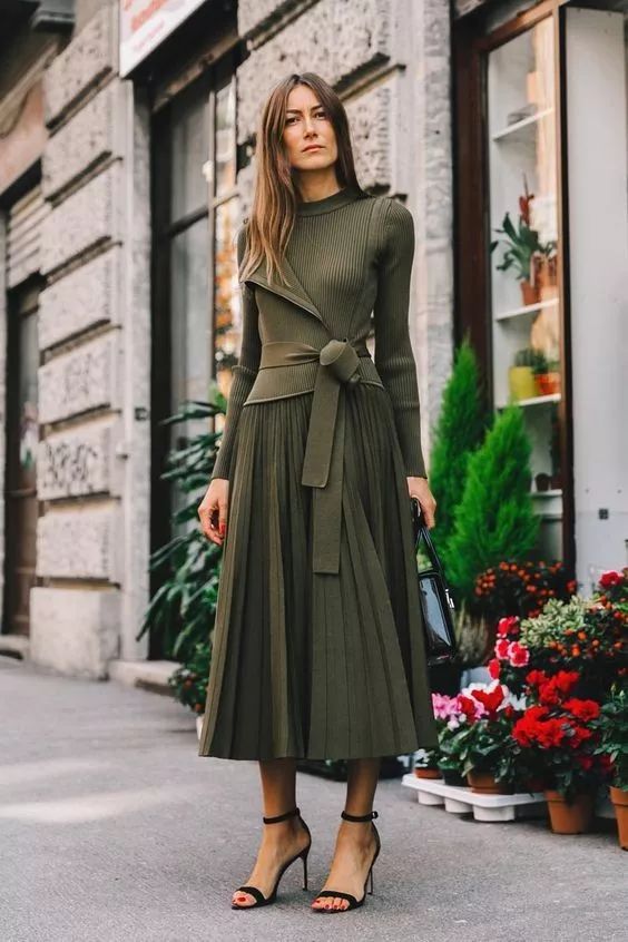 2018年不用大毛衣+仙女裙，你还敢说自己时髦？