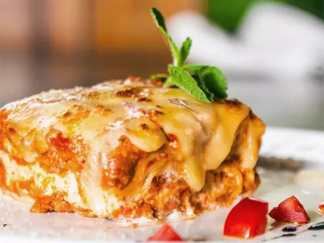 家附近居然藏着这么一家露天餐厅,市中隐藏的特点餐厅