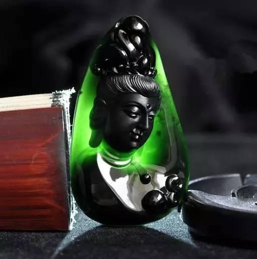 五种不能上当的文玩,这几种文玩戴着邪性千万不要碰