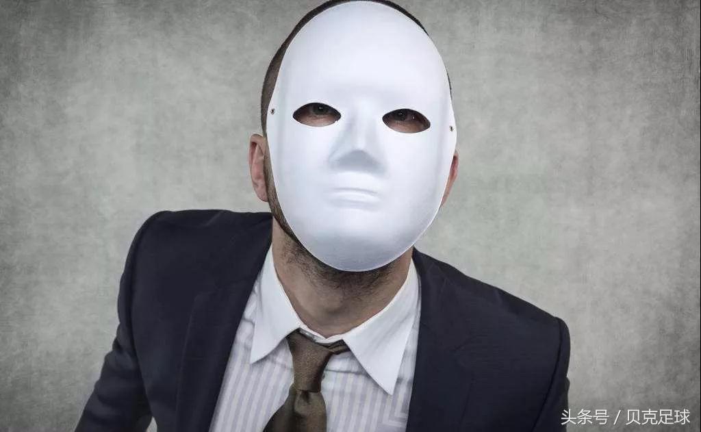 输球！*款贷**！负债！入主米兰的李哥，是足坛的贾跃亭？