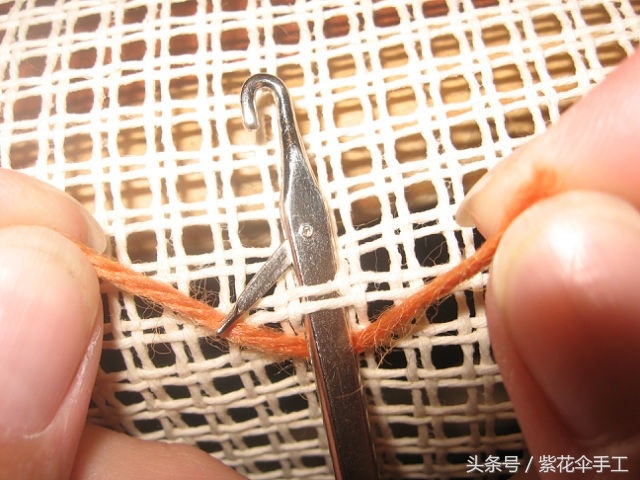 旧毛线盖毯编织手工制作视频教程,旧毛线怎么废物利用织毯子