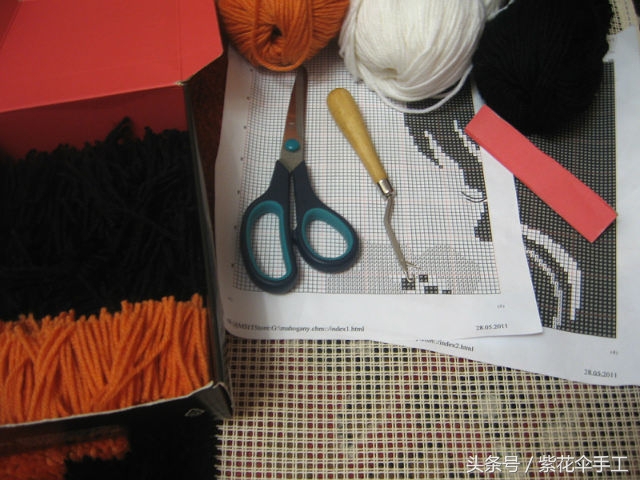 旧毛线盖毯编织手工制作视频教程,旧毛线怎么废物利用织毯子