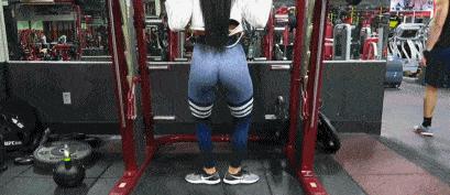 臀腿训练如何臀部发力,如何站着练臀部核心