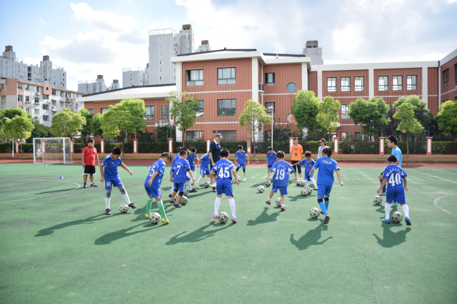 中国大力发展校园足球政策,国家对校园足球有什么规定和战略