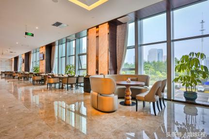 姝︽眽鍙嬭皧鍥介檯閰掑簵鏄嚑鏄熺骇閰掑簵,姝︽眽鍙嬭皧鍥介檯閰掑簵浠锋牸