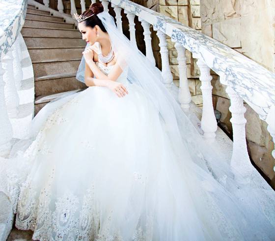 十二星座古代公主婚纱长裙,十二星座公主婚纱和高跟鞋