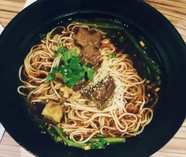 北京当下最正宗的八大小吃,盘点不能错过的正宗老北京小吃