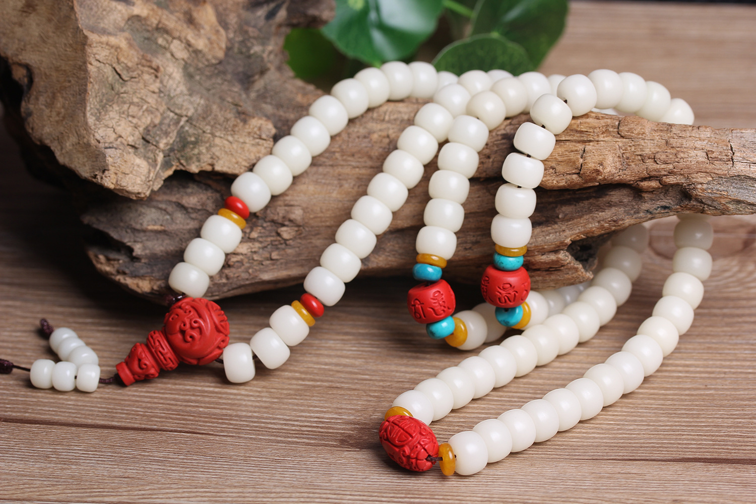 现在最适合入手的文玩手串,教你挑选适合自己的文玩手串