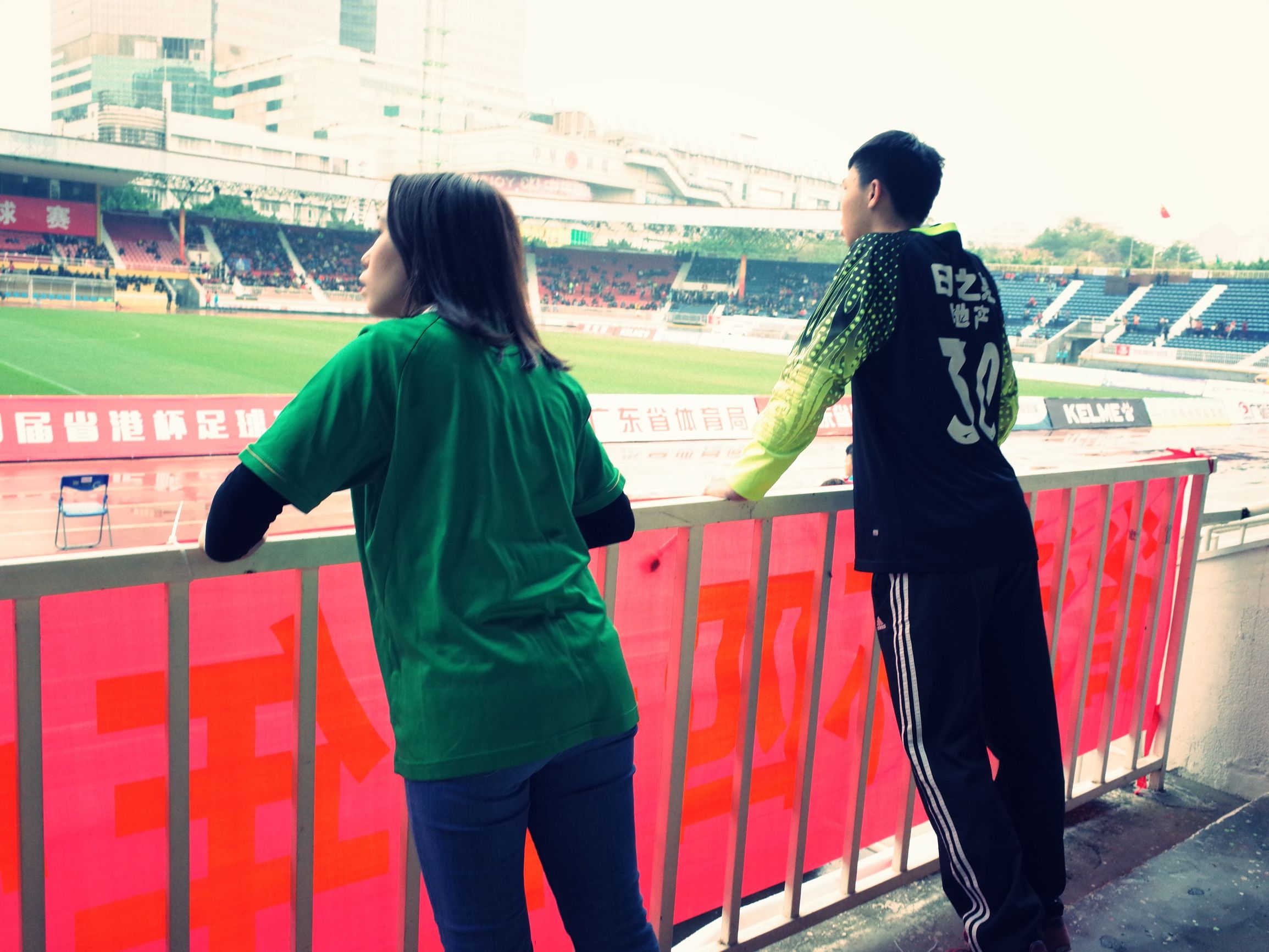 多少人痛饮这份悲凉中国足球俱乐部的更新换代我们只能接受！