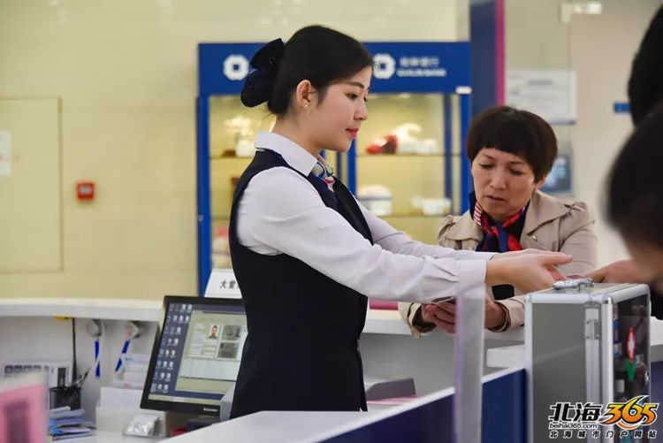 「北海女性」这个女孩不简单！23岁当经理，美丽却不娇气！