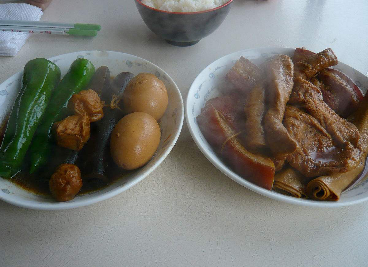 你吃过山东济宁的甏肉干饭吗,济宁名吃甏肉干饭牛肉板面套餐