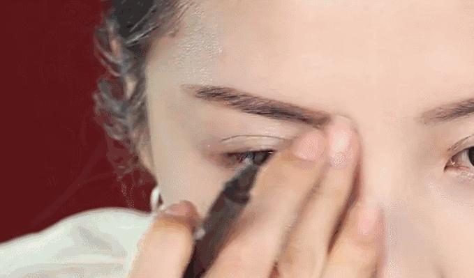 化妆品简单清理,化妆品不良反应有什么