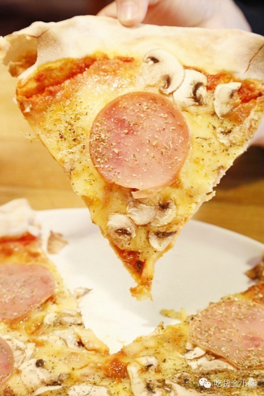 家附近居然藏着这么一家露天餐厅,市中隐藏的特点餐厅