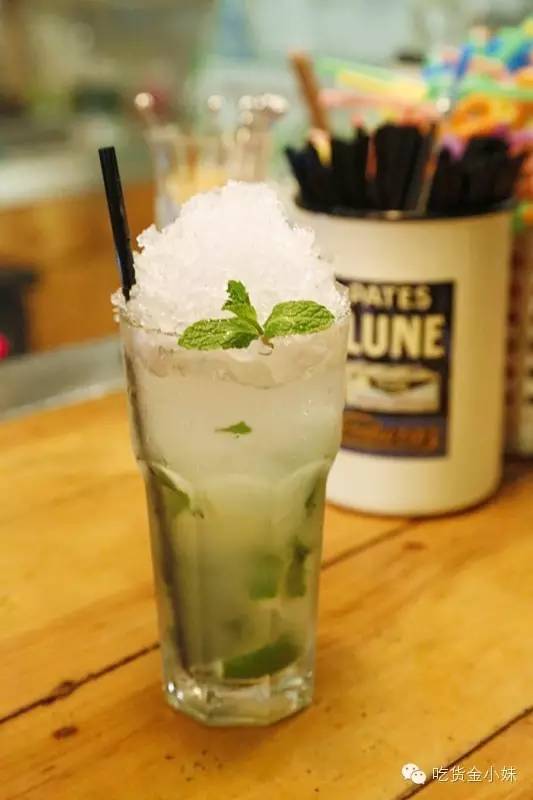 家附近居然藏着这么一家露天餐厅,市中隐藏的特点餐厅