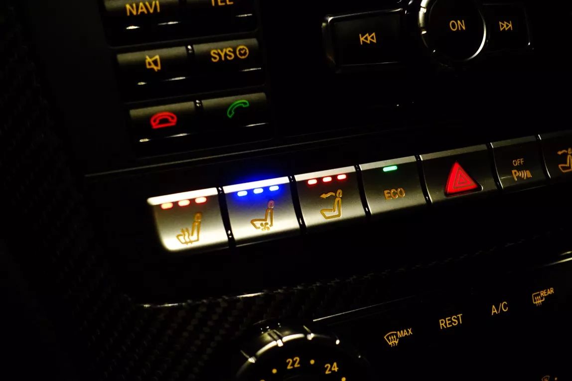 奔驰敞篷车又便宜又好看跑得还快,奔驰sl63amg敞篷落地价2021款