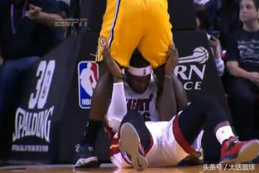 詹姆斯遭胯下之辱,当年受胯下之辱