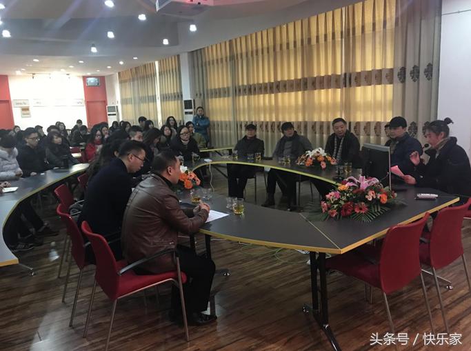 强强合作，成都艺术职业学院与鑫佰利装饰“鑫佰利班”签约成功！