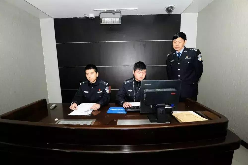 提醒：他玩网游“问道”被骗3000元，46人诈骗团伙覆灭