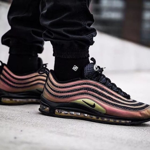 2017年运动鞋十大品牌,2017年十大名牌运动鞋