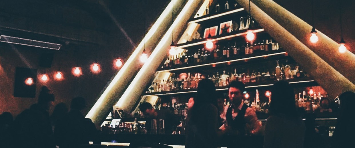 京城那些深不可测的饭局与骗局,揭秘酒馆的酒