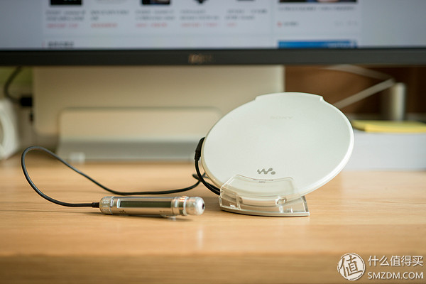 办公桌面舒适简约布局,好看的办公桌面布置