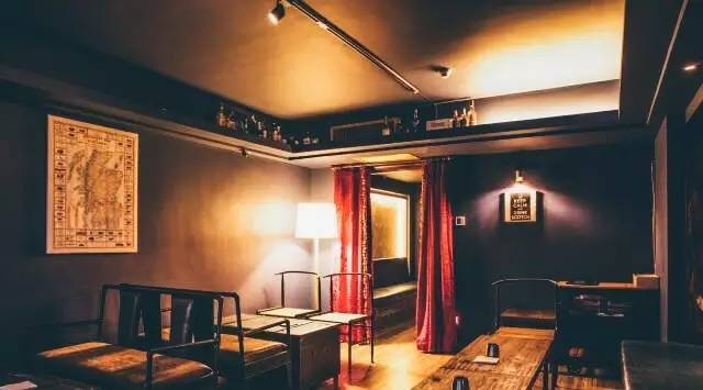 京城那些深不可测的饭局与骗局,揭秘酒馆的酒