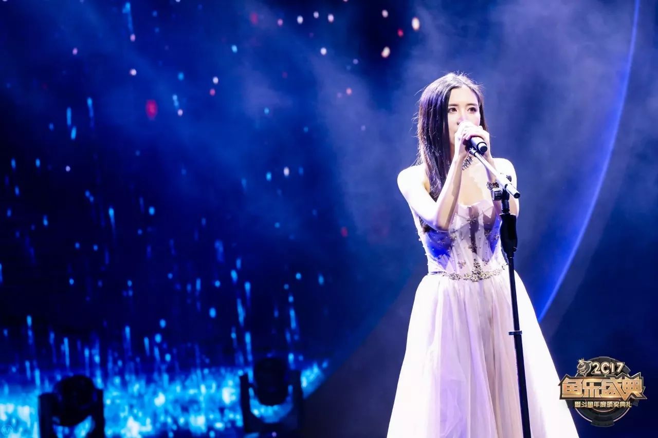 冯提莫鱼乐盛典阿冷,冯提莫和阿冷pk离人愁