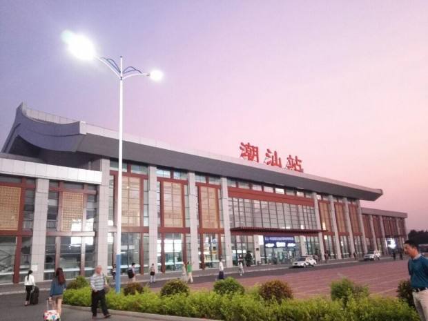 去潮州库存陶瓷库房的一天苦逼的生活，为了生活难啊，累也要坚持